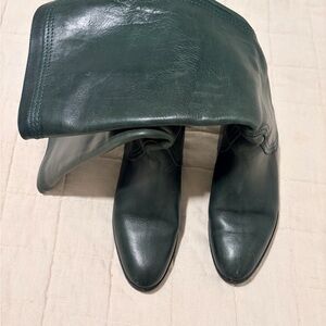 Pappagallo Dark Green Leather Boots